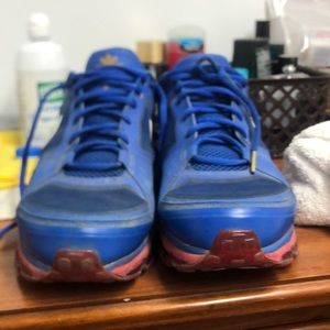 nike men’s running shoe